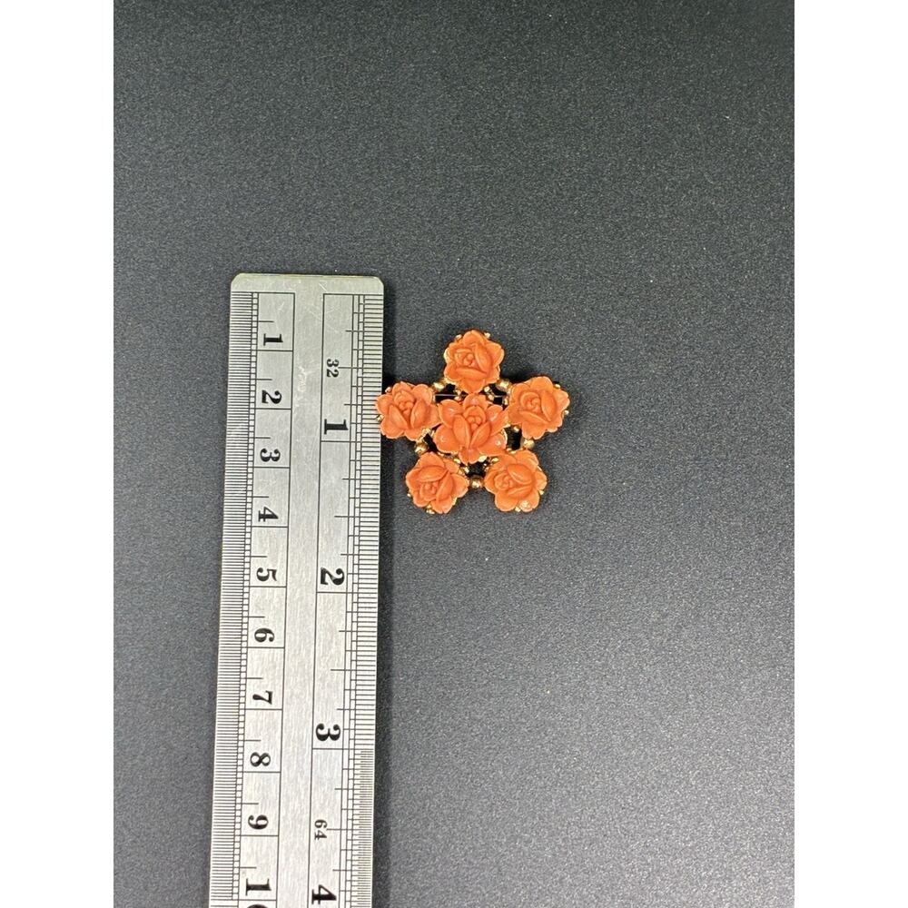 Vintage Coro Coral Rose Brooch Gold Tone Floral Cluster Pin Mid Century - Picture 3 of 5